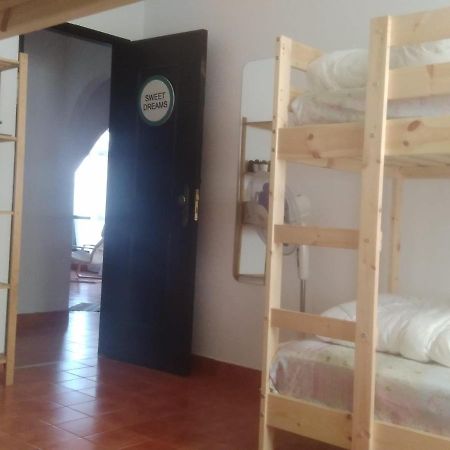 Aroeira  Backpackers Hostel Fonte Da Telha מראה חיצוני תמונה